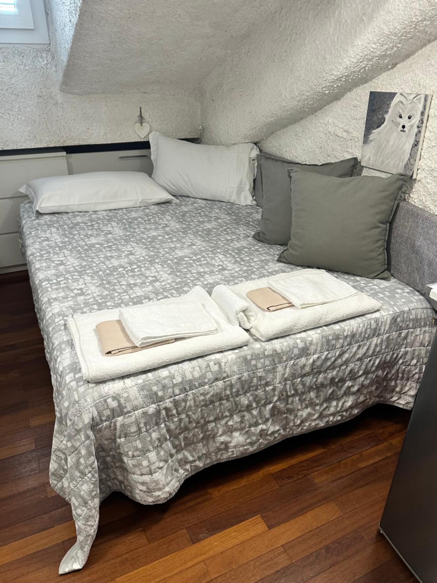 Porta Venezia - San Babila Milano Apartment Ngoại thất bức ảnh